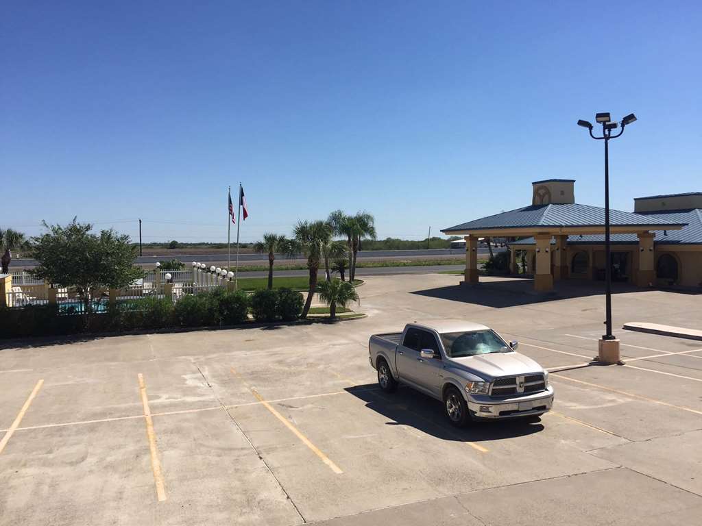 Americas Best Value Inn Bishop/Kingsville Einrichtungen foto